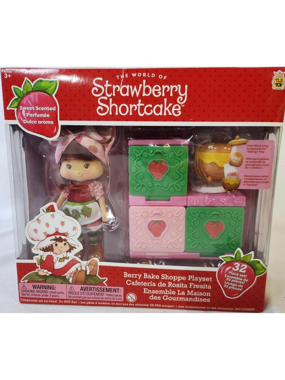 The Loyal Subjects Strawberry Shortcake Berry Bake Shoppe Playset 32 Pieces Swe…